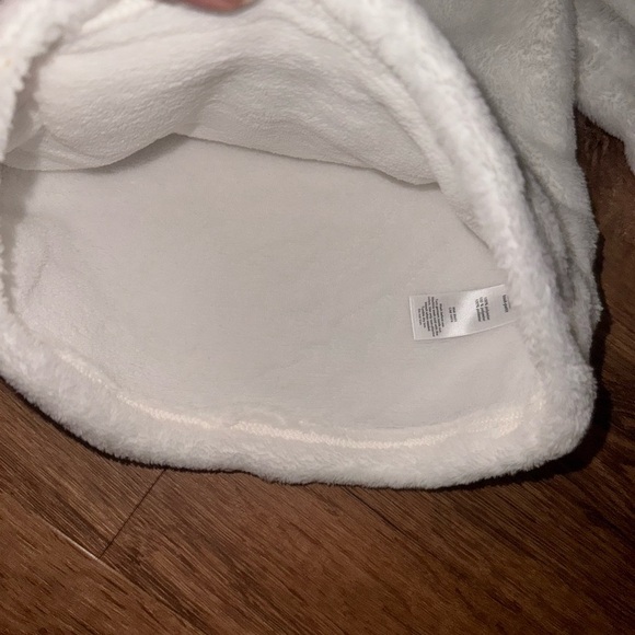 NWT Carter's 2T Toddler Girl White Bear Sherpa Hoodie & Gray Gold Heart Leggings - Picture 6 of 16